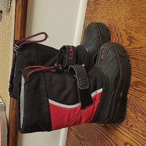 LL Bean Kids Snowboots